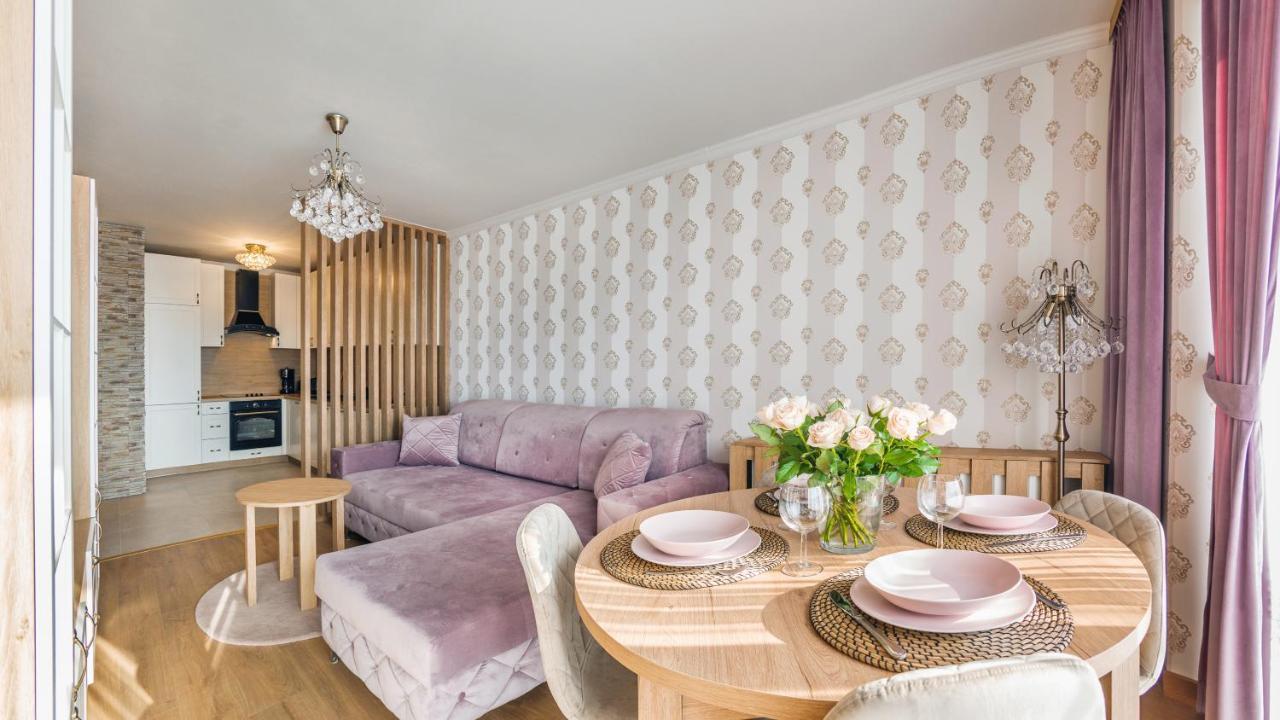 Apartament Z 1 Sypialnia Retro Deluxe 60 F Perlowa Przystan - Holiday City Колобжег Екстер'єр фото