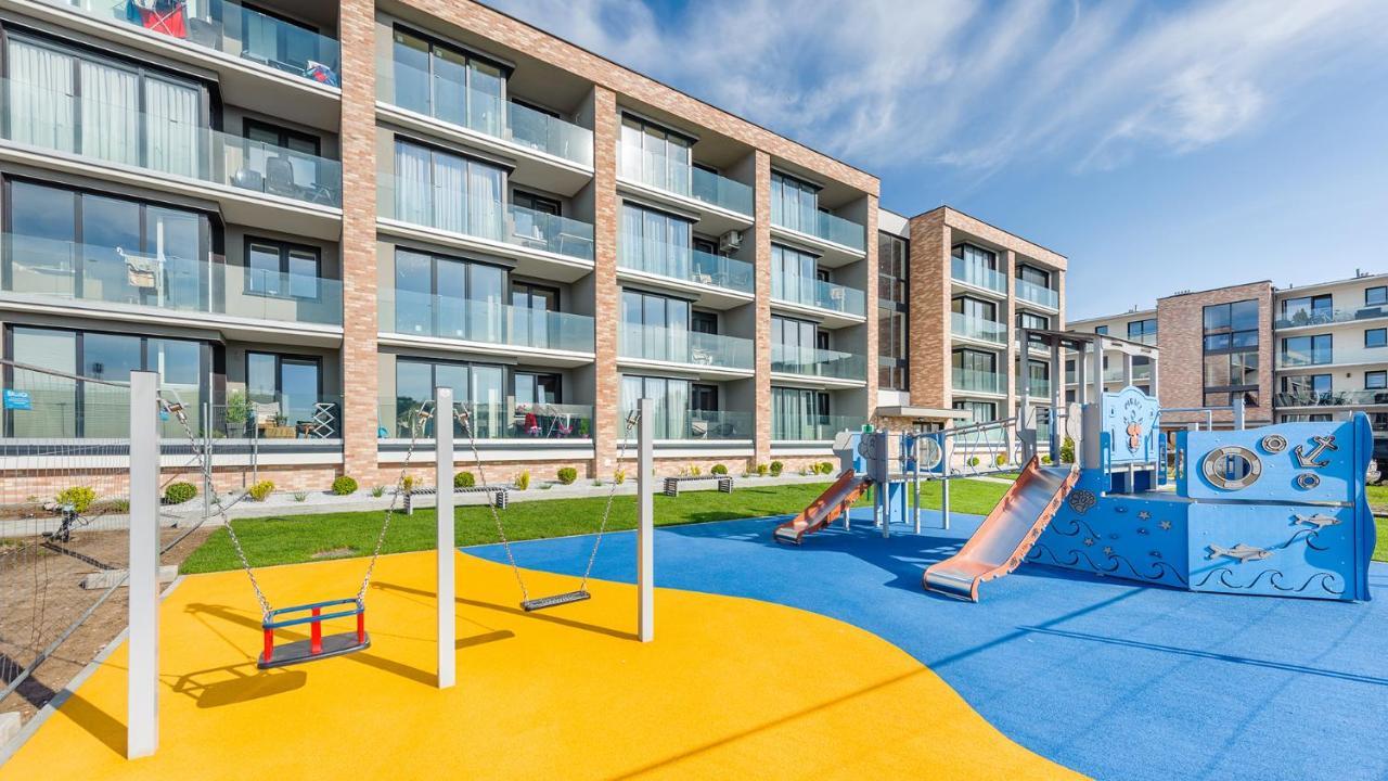 Apartament Z 1 Sypialnia Retro Deluxe 60 F Perlowa Przystan - Holiday City Колобжег Екстер'єр фото