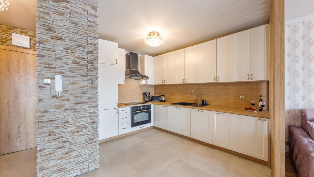 Apartament Z 1 Sypialnia Retro Deluxe 60 F Perlowa Przystan - Holiday City Колобжег Екстер'єр фото