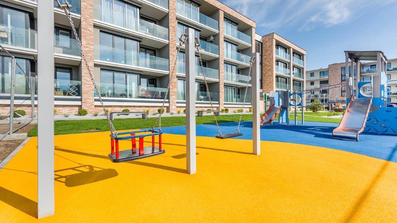 Apartament Z 1 Sypialnia Retro Deluxe 60 F Perlowa Przystan - Holiday City Колобжег Екстер'єр фото