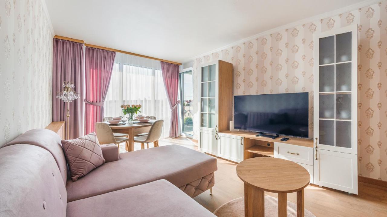 Apartament Z 1 Sypialnia Retro Deluxe 60 F Perlowa Przystan - Holiday City Колобжег Екстер'єр фото